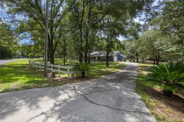 view of front facade with a front lawn