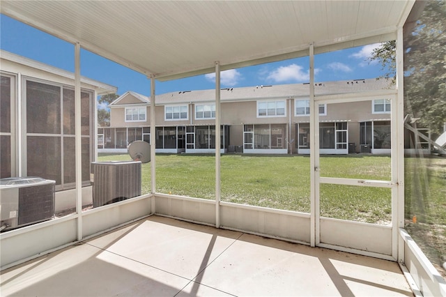 view of unfurnished sunroom