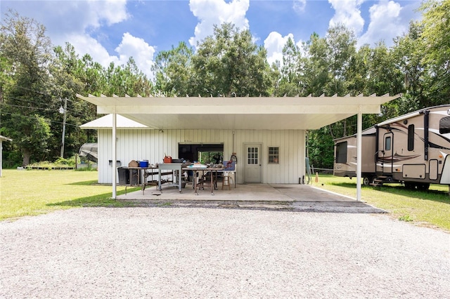 exterior space featuring a front lawn