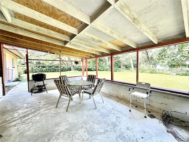 view of unfurnished sunroom