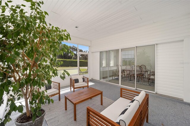 view of sunroom / solarium