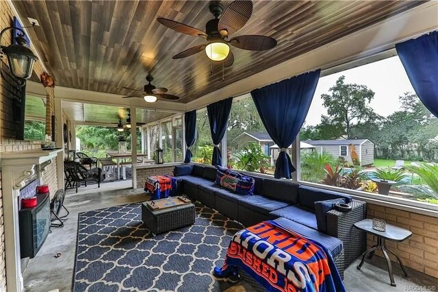 view of patio / terrace with outdoor lounge area and ceiling fan