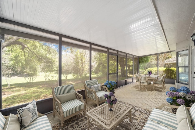 view of sunroom / solarium