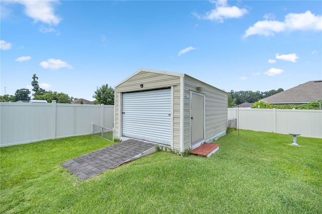 3967 SE 99th St, Belleview, FL 34420 - detached garage with fence