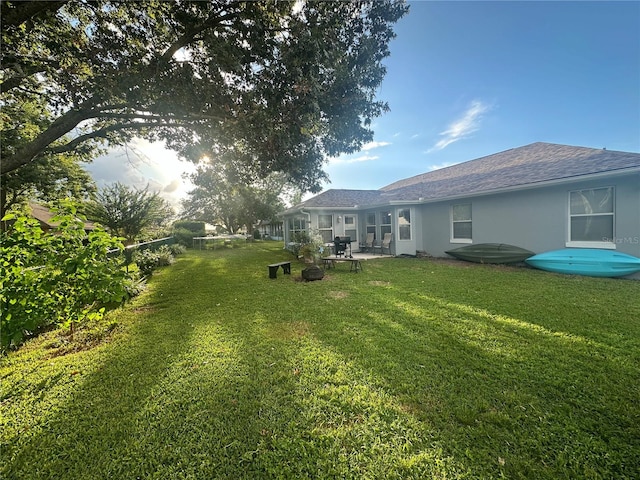 view of yard with a patio