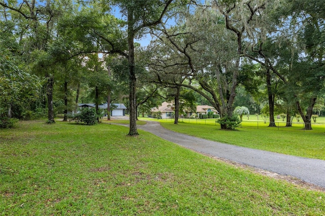 exterior space featuring a lawn