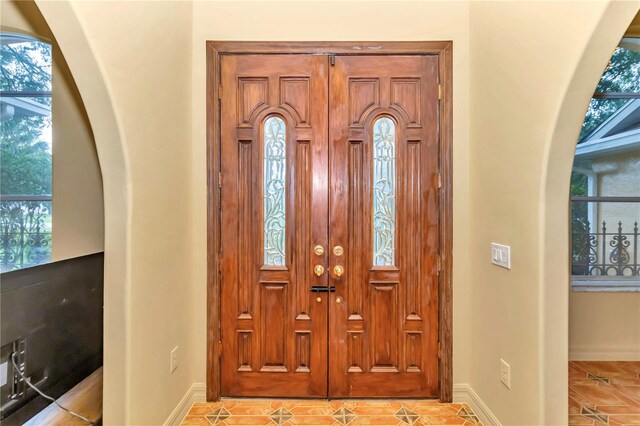 entrance foyer with a healthy amount of sunlight