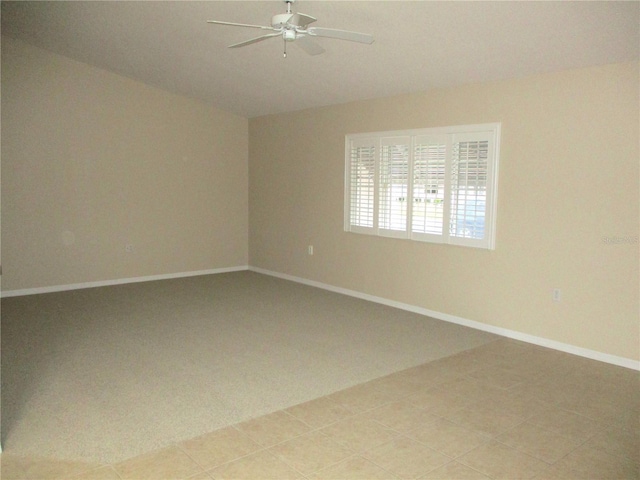 empty room with ceiling fan