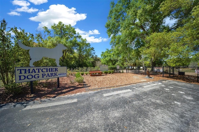 10820 SW 87th Ter, Ocala, FL 34481 - view of property's community with fence and uncovered parking