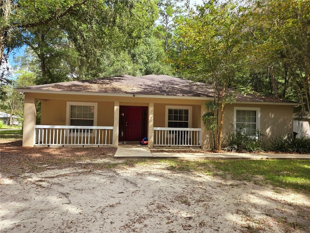 view of front of house featuring a porch