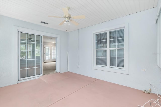 view of patio with ceiling fan