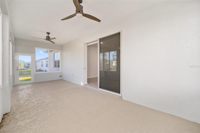 empty room with ceiling fan