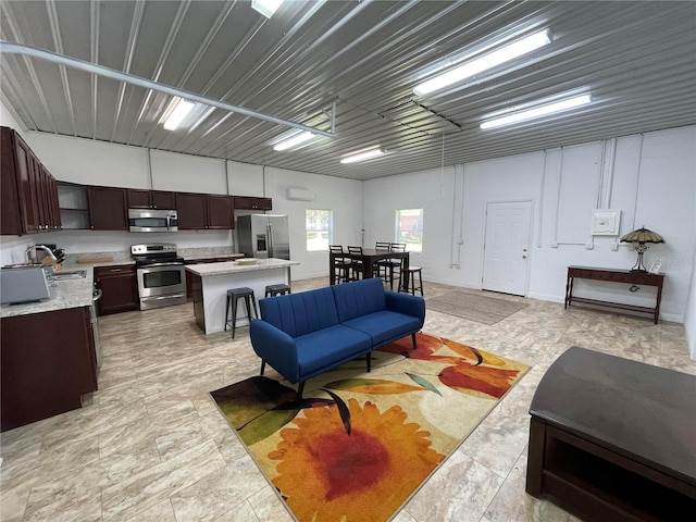 9526 SW 72nd Ct, Ocala, FL 34476 - view of living area
