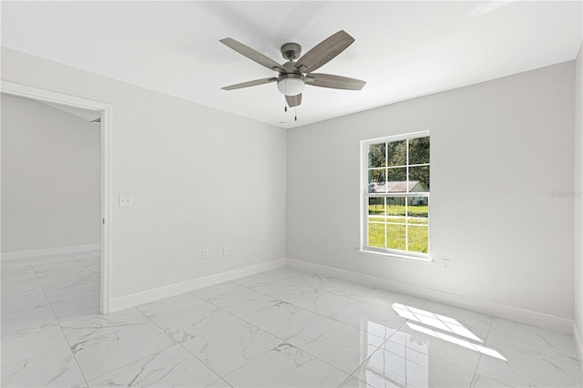 empty room with ceiling fan