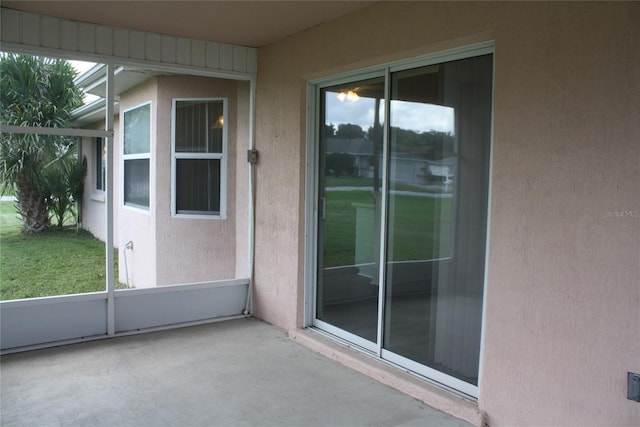 view of unfurnished sunroom