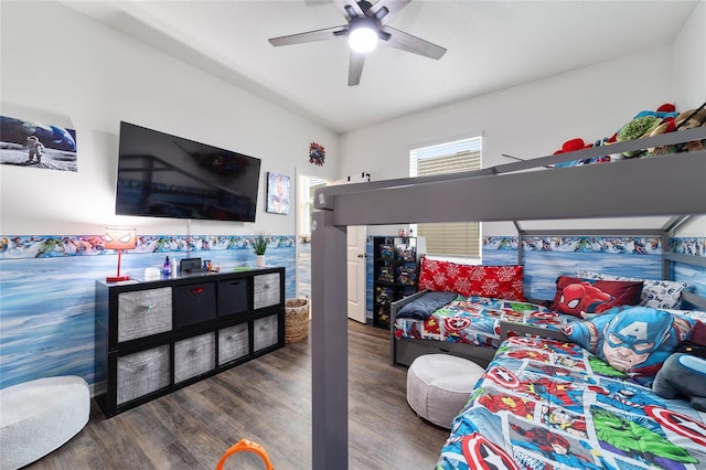 bedroom featuring dark wood-type flooring and ceiling fan