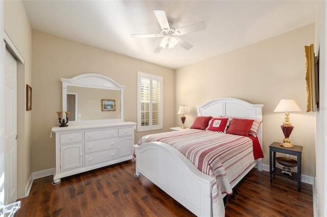 bedroom with dark wood-type flooring and ceiling fan