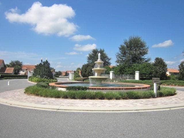 view of property's community featuring driveway