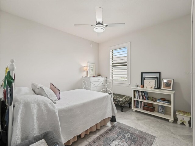 bedroom featuring ceiling fan