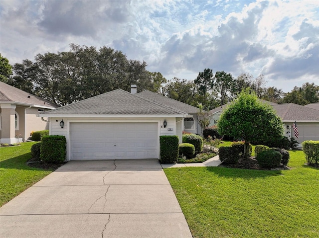 view of front of home featuring a front lawn