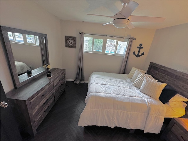 bedroom featuring ceiling fan