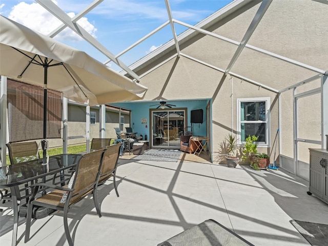 exterior space with vaulted ceiling and ceiling fan