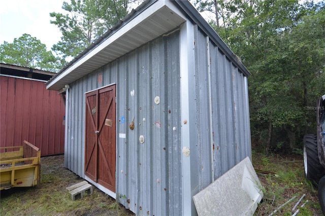 view of outbuilding