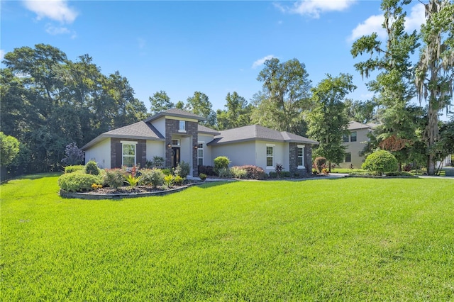 view of front of house with a front lawn