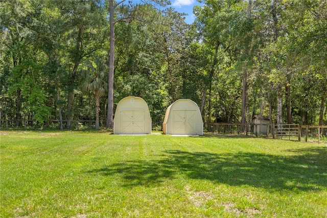 view of yard with a storage shed