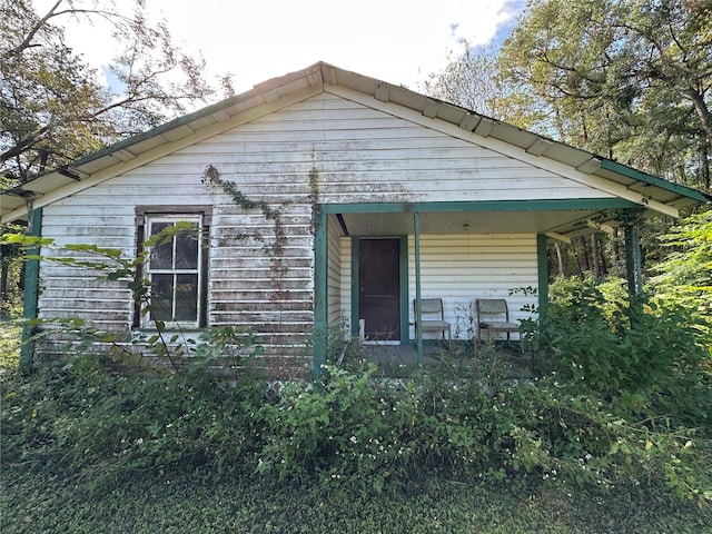 view of front of house