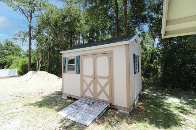 727 NE 130th Ter, Silver Springs, FL 34488 - photo 13