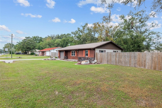 view of front of home with a front yard