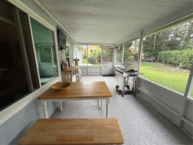 view of unfurnished sunroom