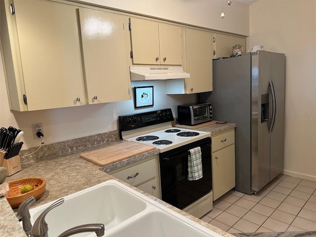 kitchen with sink, stainless steel refrigerator with ice dispenser, cream cabinets, electric stove, and light tile patterned floors