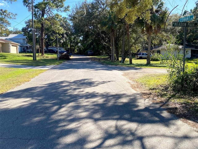 Listing photo 2 for 802 N Conant Ave, Crystal River FL 34429