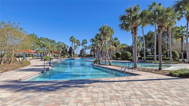 view of swimming pool