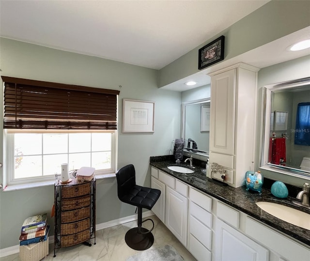 bathroom with vanity