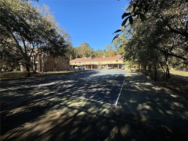 507 NW 39th Rd Unit 159, Gainesville, FL 32607 - view of tennis court