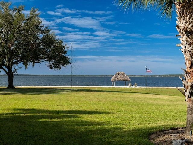 view of water feature