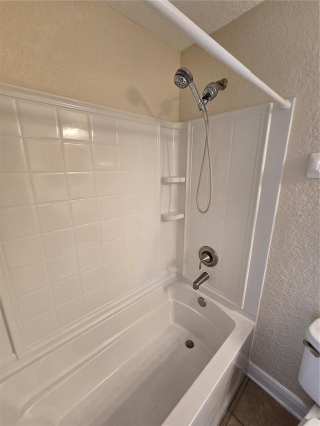 bathroom featuring shower / tub combination