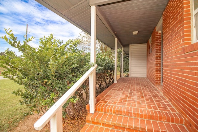 view of patio / terrace featuring covered porch