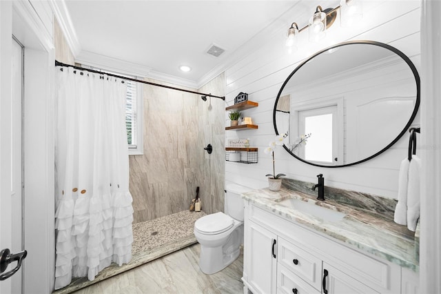 full bath featuring visible vents, toilet, ornamental molding, tiled shower, and vanity