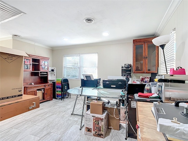 office with crown molding