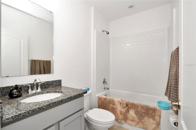 4313 SW 106th Pl, Ocala, FL 34476 - full bathroom with vanity, toilet, and bathing tub / shower combination