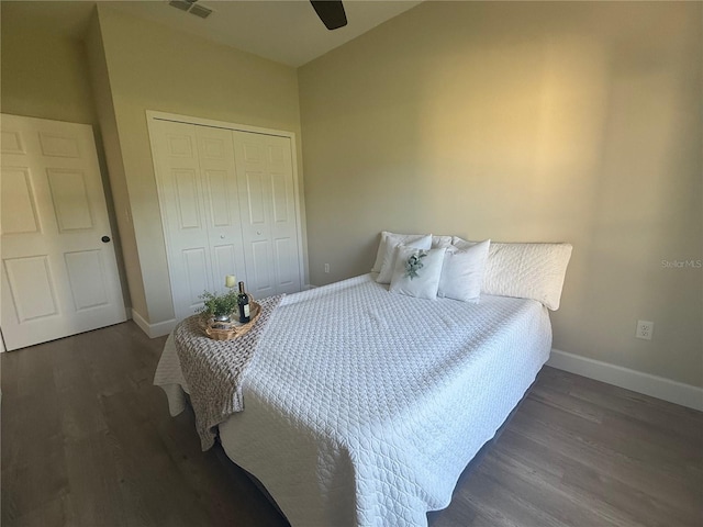 12205 SW 71st Lane Rd, Ocala, FL 34481 - bedroom with wood finished floors, a closet, and ceiling fan