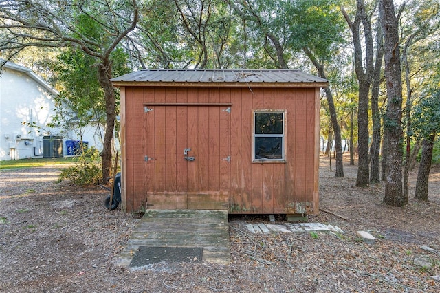 view of outdoor structure