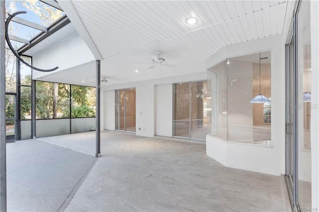 2843 W Elm Blossom St, Beverly Hills, FL 34465 - view of patio / terrace featuring ceiling fan