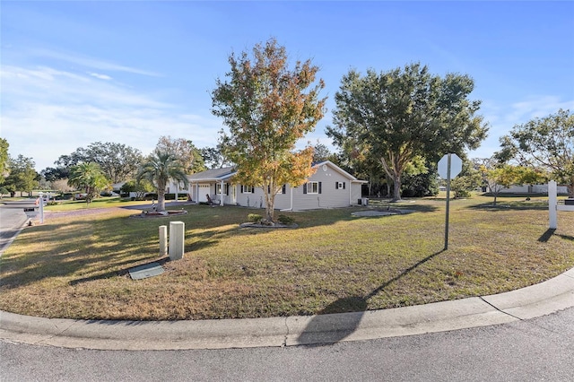 view of front of property with a front lawn