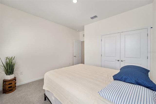 6071 SW 93rd Loop, Ocala, FL 34476 - carpeted bedroom with baseboards, a closet, and recessed lighting