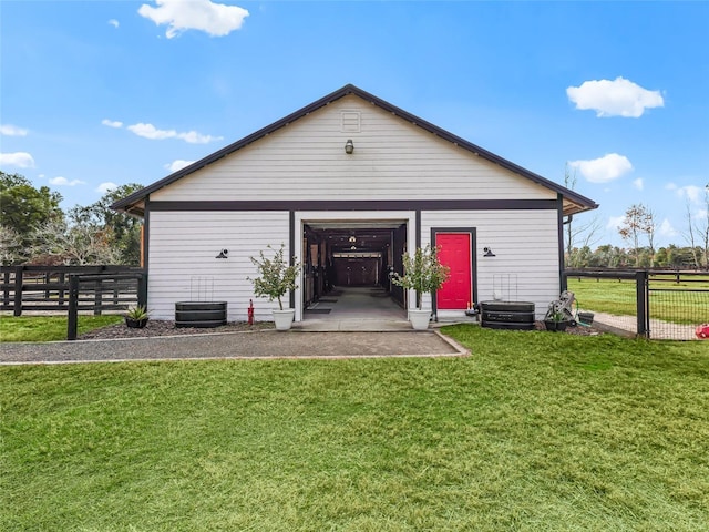 exterior space featuring a lawn